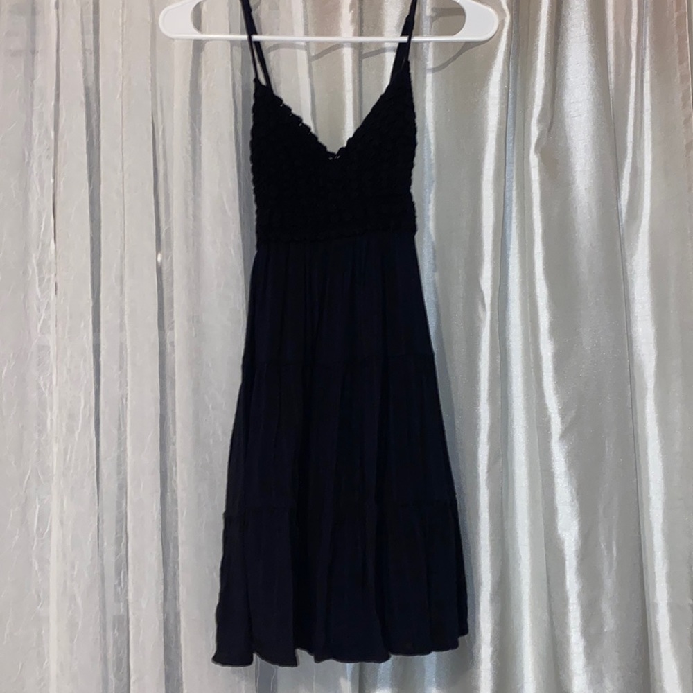 Black flowy midi dress